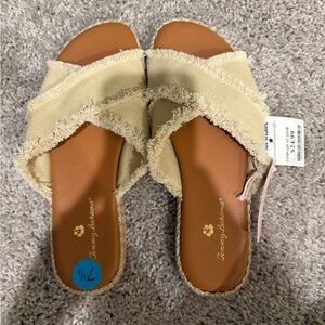 Tommy Bahama sandals